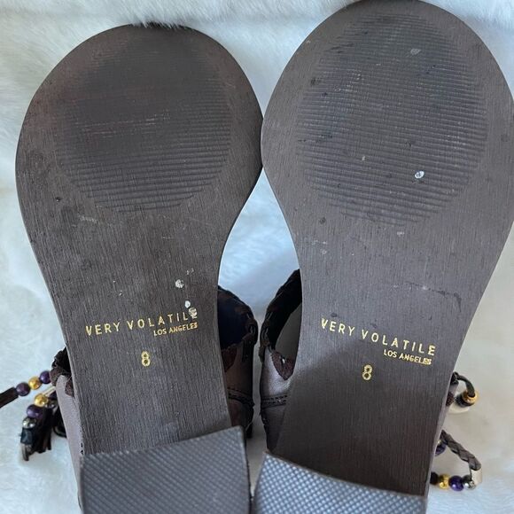 Very Volatile brown vegan leather Boho beaded ankle strap sandals 3” heels SZ8 - Picture 8 of 11